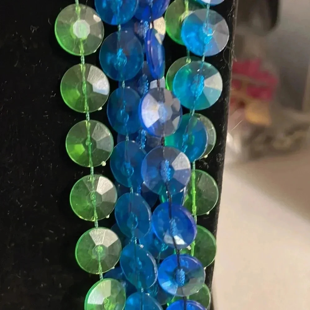 Vintage rare 1960 green blue flapper neck beads - Picture 2 of 4